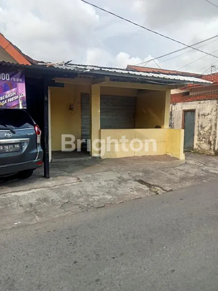 MURAH, RUKO KECIL, AKSES MOBIL, PINGGIR JALAN ASPAL.