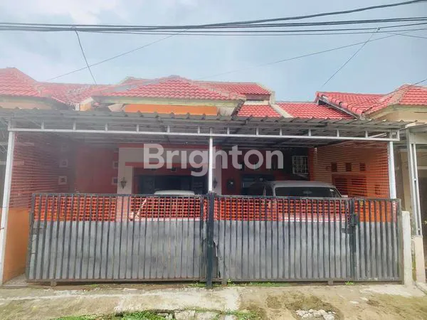 image RUMAH DI PINUS REGENCY SOEKARNO HATTA BANDUNG HARGA MIRING DI BAWAH NJOP (1)