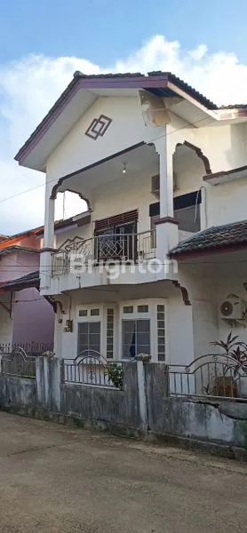 image SIAP HUNI DEKAT PASAR DAN SEKOLAH (1)