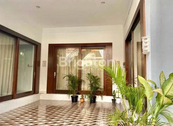 image RUMAH FULLY FURNISHED DI TUNGGAK BINGIN SANUR DENPASAR (1)