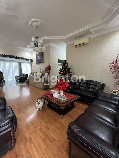 image DIJUAL RUMAH LAMA DARMO PERMAI SELATAN DEKAT DROOL CAFE DAN MEATSHOP (3)