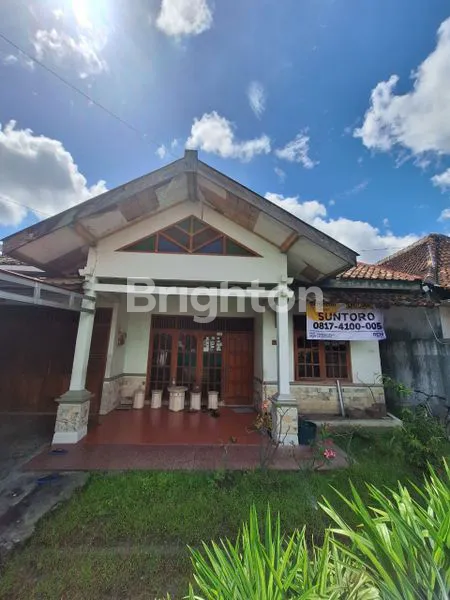 image RUMAH LUAS SIAP HUNI LOKASI PREMIUM DALAM  KRATON YOGYAKARTA (1)