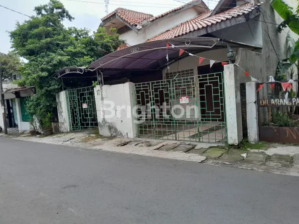 DI JUAL RUMAH