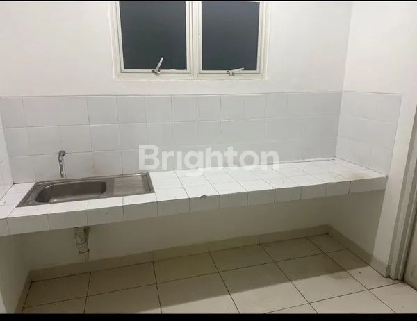 image RUKO 3 LANTAI DI SPRING, GADING SERPONG. (7)