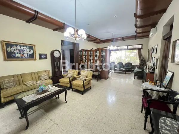 image RUMAH DI KARTINI DEKAT RAYA DARMO RAYA DIPONEGORO TENGAH KOTA SURABAYA (2)