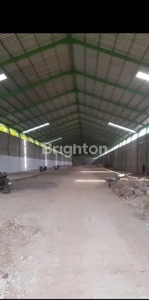 GUDANG BARU DI KLATEN! 4600 M² FULL BANGUNAN, AKSES KONTAINER, KAWASAN INDUSTRI – HARGA SEWA 1,5 M