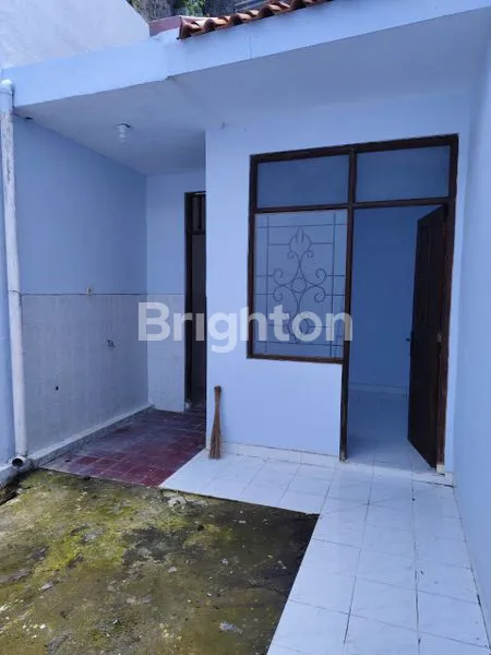 image HUNIAN STRATEGIS LT 121M² DI TAMAN GRIYA (4)