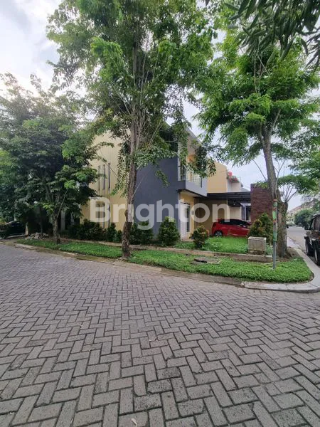 image DIJUAL RUMAH CANTIK DIKOMPLEK ELITE JL FLAMBOYAN MEDAN (3)