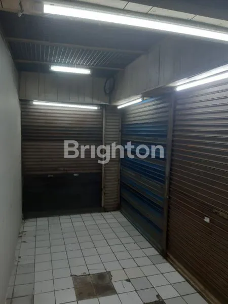 DIJUAL 2 KIOS PASAR PAGI MANGGA DUA – LOKASI STRATEGIS DEKAT HALL\N