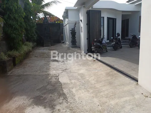 image RUMAH VILLA STYLE BALI CANTIK (6)