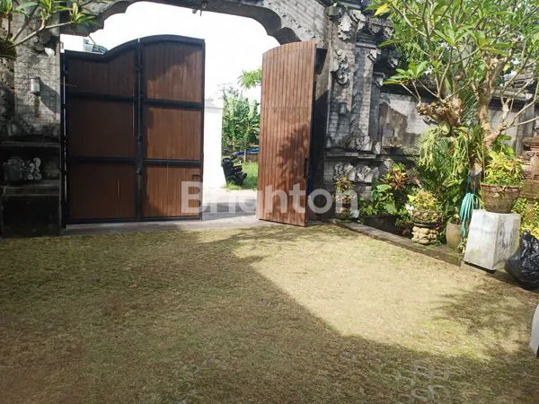 image RUMAH VILLA STYLE BALI CANTIK (5)