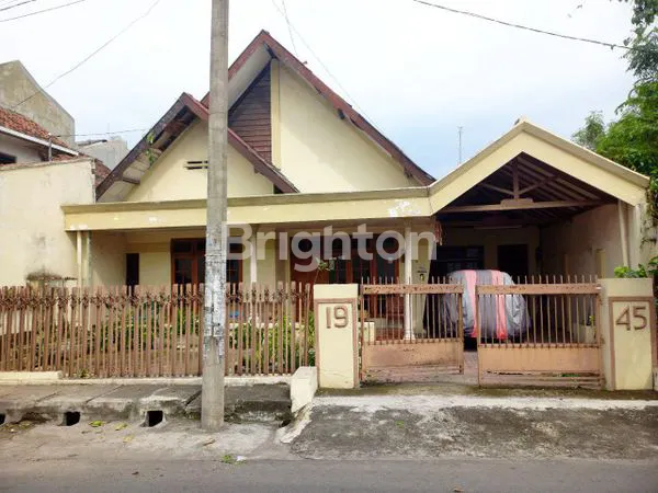 image DIJUAL RUMAH SIAP HUNI 535 M2 TENGAH KOTA KEDIRI (1)