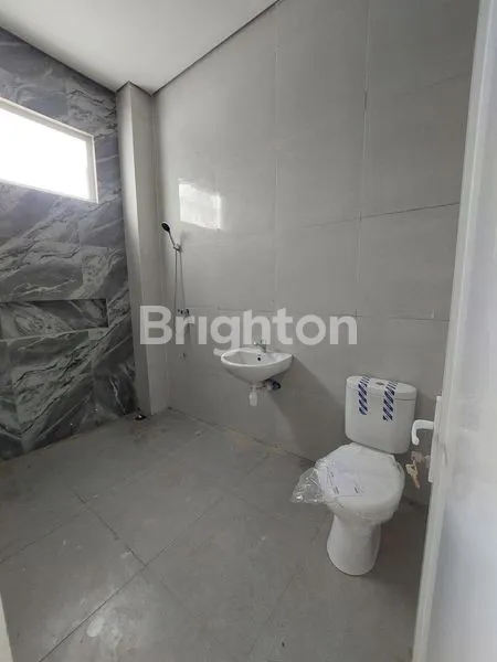 image DISEWAKAN RUKO 3 LANTAI JALAN PELITA SAMARINDA (4)