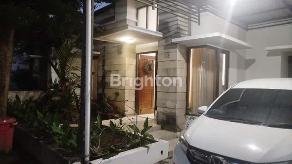 image DISEWAKAN RUMAH SIAP HUNI, NYAMAN DAN STRATEGIS DI ROYAL MAGUWO (2)