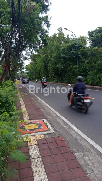 image TANAH 1490 M² HADAP TIMUR JIMBARAN (2)