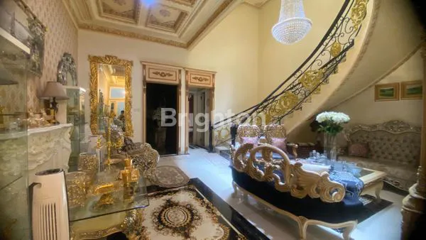 image RUMAH MEWAH FULL FURNISH KELAPA GADING HARMONY (3)