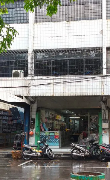 RUKO 3 LANTAI SIAP PAKAI DI JOHAR, SEMARANG