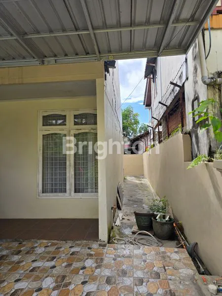 image RUMAH STRATEGIS PUSAT KOTA DEKAT DENGAN HOTEL MIDTOWN DAN MALL LEMBUSWANA (7)