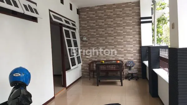 image DIJUAL RUMAH BARU RENOV DI PUSAT KOTA SIDOARJO. LOKASI STRATEGIS. COCOK DAN NYAMAN BUAT TEMPAT TINGGAL. (4)
