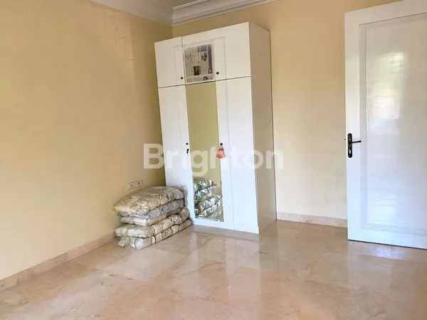 image RUMAH LUAS BESAR 2 LANTAI 718M² 6KT DI ANCOL TIMUR JAKARTA UTARA (6)