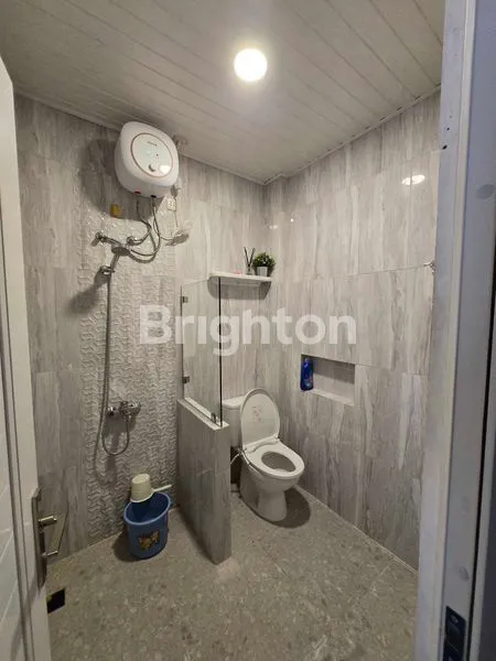 image RUMAH CANTIK 2.5 LANTAI JALAN GIRO KELAPA GADING (6)