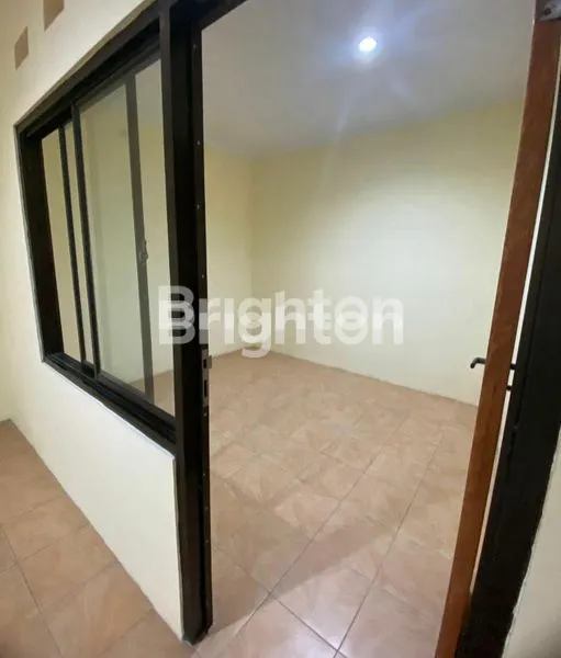 image DIJUAL RUMAH DIKAWASAN STRATEGIS DAN BISNIS DI GALAXY BEKASI KOTA  (7)