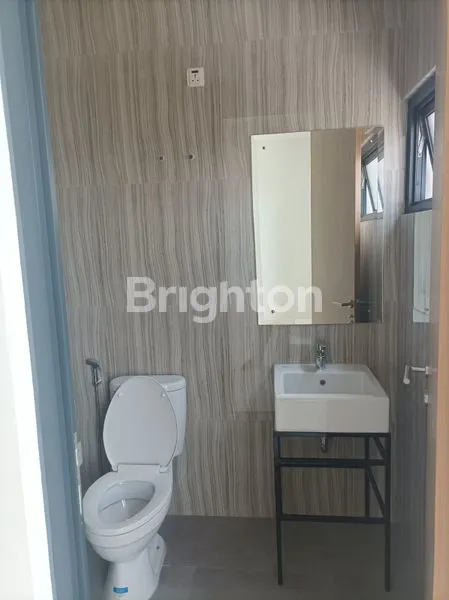 image RUMAH MINIMALIS 2 LANTAI DI GRAND FREJA BSD SEBELAH AEON MALL DAN  PINTU TOL BSD (8)