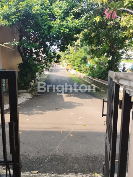 image RUMAH STRATEGIS 6 KAMAR, DEPOK, SIAP HUNI (2)