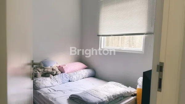 image RUMAH 3 LANTAI FULL FURNISH DI CIRÈNDEU – DEKAT MRT & TOL (3)