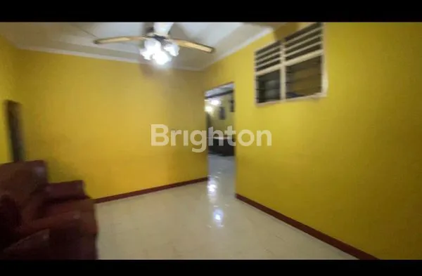 image RUMAH  DI KEBAYORAN LAMA (5)