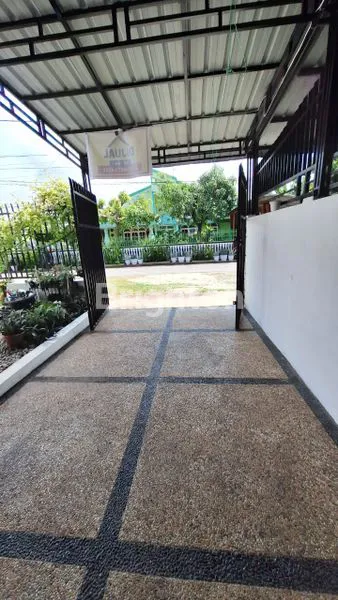 image RUMAH MEWAH 2 LANTAI, 4 KT DI CLUSTER PEKANBARU, SIAP HUNI (4)