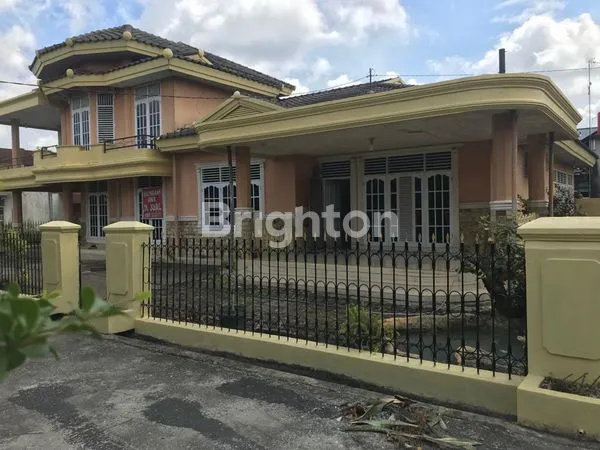 image RUMAH MEWAH ARENGKA (1)