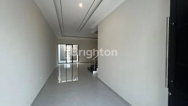 image MANYAR NEW GRESS MINIMALIS MODERN DEKAT RAYA MERR (2)