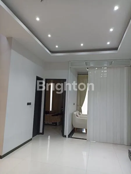 image RUMAH 2ND MINIMALIS LEBAK ARUM HADAP SELATAN, CARPORT BISA 2 MOBIL BONUS AC KANOPI & WATER HEATER (7)