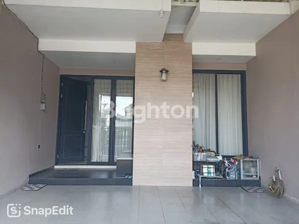 image RUMAH 2ND MINIMALIS LEBAK ARUM HADAP SELATAN, CARPORT BISA 2 MOBIL BONUS AC KANOPI & WATER HEATER (2)