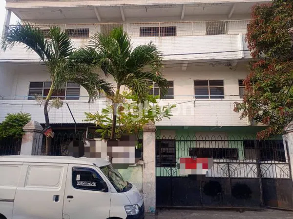 image GEDUNG USAHA JL. AMIR MACHMUD GUNUNGANYAR SELANGKAH KE MERR & PONDOK CANDRA, LOKASI STRATEGIS, BISA UNTUK RUMAH KOST ATAU KANTOR (1)