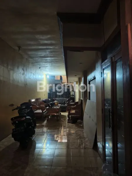 image INVESTASI STRATEGIS: RUMAH USAHA 420M², LOKASI PREMIUM (3)