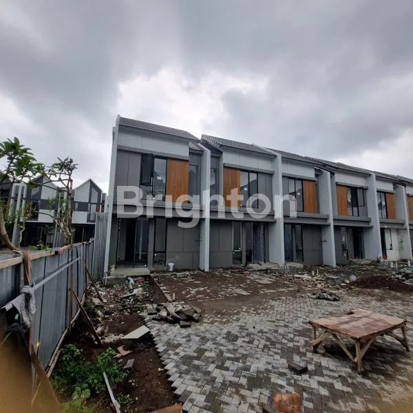 image RUMAH FREE BIAYA DEKAT ITS PAKUWON CITY (1)