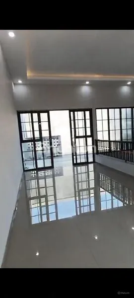 image RUMAH 2 LANTAI,AREA SAWOJAJAR2,LUAS,DEKAT EXIT TOL MADYOPURO,JALAN LEBAR (5)