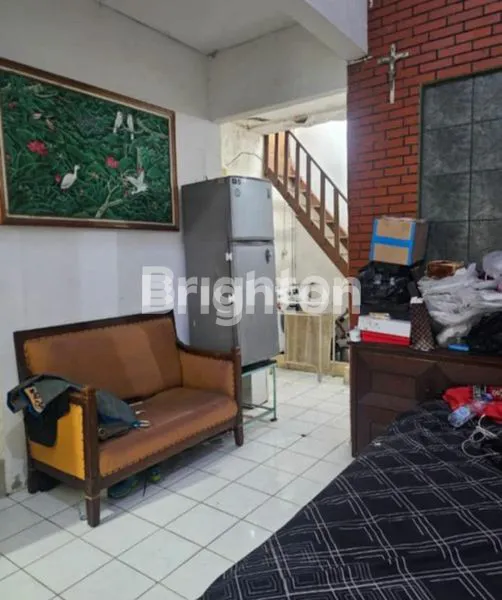 image DIJUAL RUMAH 2,5 LANTAI DIKAWASAN STRATEGIS DAN BISNIS DI GALAXY BEKASI KOTA (2)