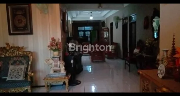 image RUMAH SIAP HUNI 2 LANTAI LOKASI MEDOKAN AYU !! (2)