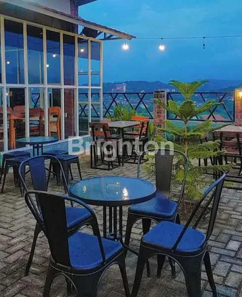 image TEMPAT USAHA BERUPA CAFE UNTUNG SUROPATI DIJUAL CEPAT (4)