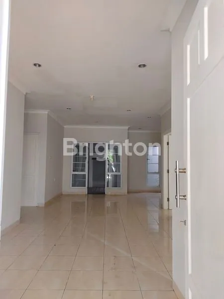 image RUMAH 2 LANTAI LT 162 KOTA WISATA (3)