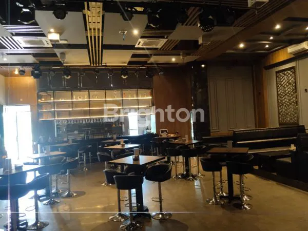 image DISEWAKAN TEMPAT USAHA BEKAS BAR DI PERERENAN – LOKASI PREMIUM UNTUK BISNIS F&B (1)