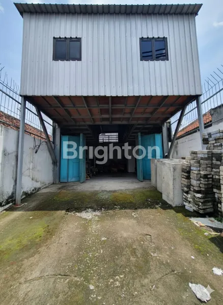 image DIJUAL WORKSHOP/GUDANG 2,5 LANTAI, TURUN HARGA , LOKASI STRATEGIS 0 METER JL. RAYA BENOWO-TANDES (2)