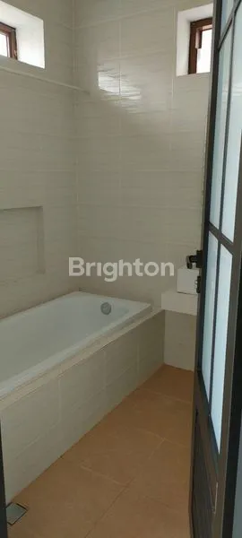 image RUMAH  DUA LANTAI MODERN & NYAMAN DI DISCOVERY FIORE BINTARO (7)