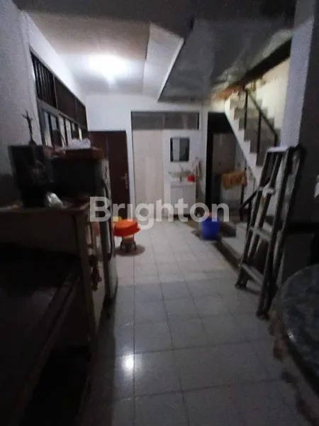 image RUMAH BESAR NAN CANTIK (4)