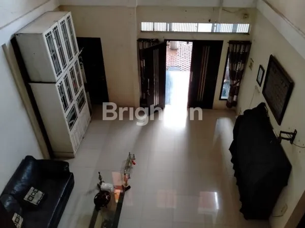 image RUMAH TINGGAL DI VILLA SERPONG TANGERANG (2)