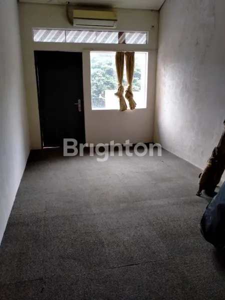 image RUMAH TINGGAL DI VILLA SERPONG TANGERANG (7)