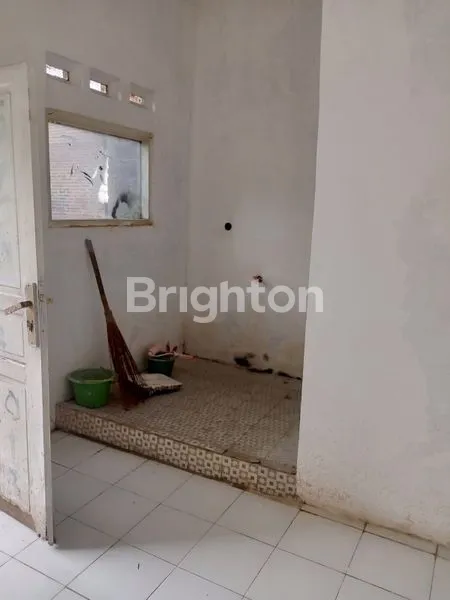 image RUMAH DIJUAL ~ AREA DEPAN BISA DIJADIKAN KIOS (5)